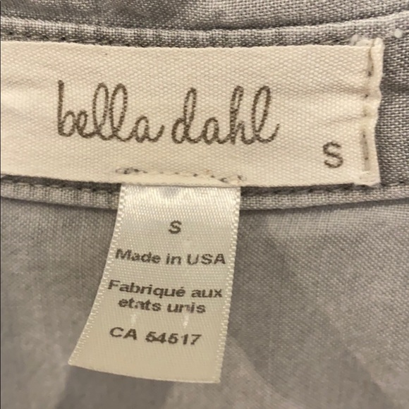 Bella Dahl Grey Denim tail button down shirt - Picture 2 of 3